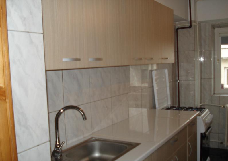 Apartament de inchiriat,2 camere decomandate,proprietar,Dacia,centrala - 5