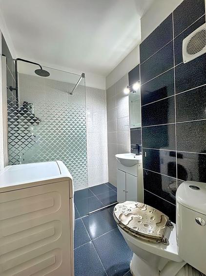 Titan - Costin Georgian Metrou 3 minute Garsoniera renovata Comision 0 - 8