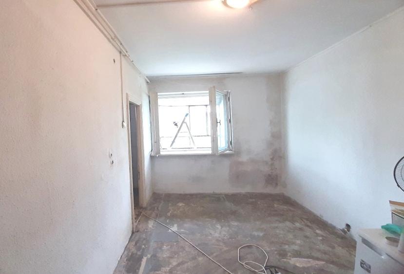 Baduc, Toporasi, Branistari, Iacob Andrei, garsoniera etaj 1/P+4,civilizat Baduc, Toporasi, Branistari, Iacob Andrei, garsoniera etaj 1/P+4,civilizat