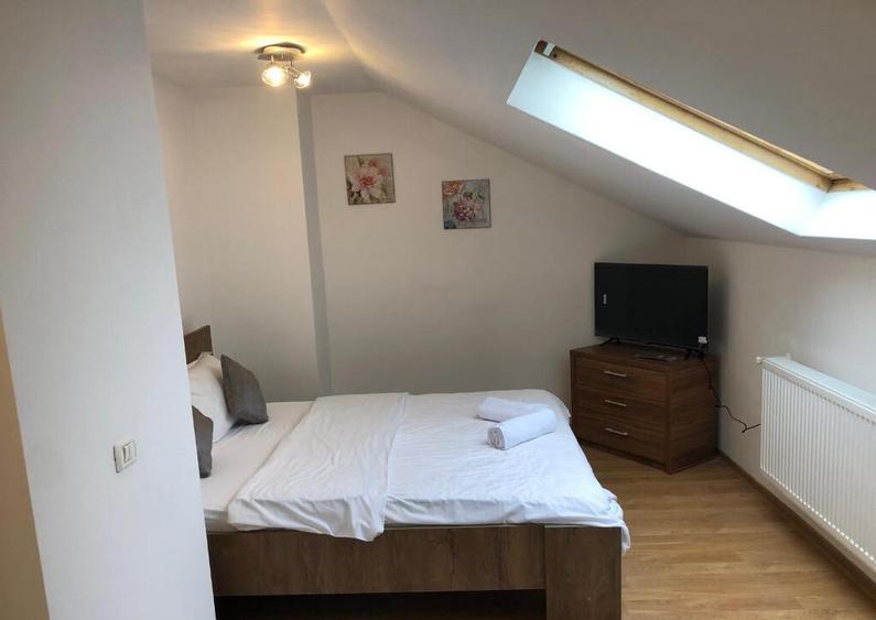 Apartament cu 3 camere, decomandat - zona Centru Civic - 6