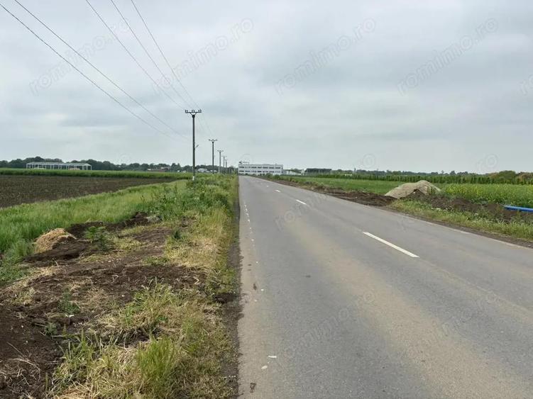 Oferta! Se ofera spre vanzare teren intravilan de 53.000mp. - 4