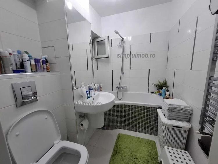 Decomandat parcare 3 camere renovat - 7