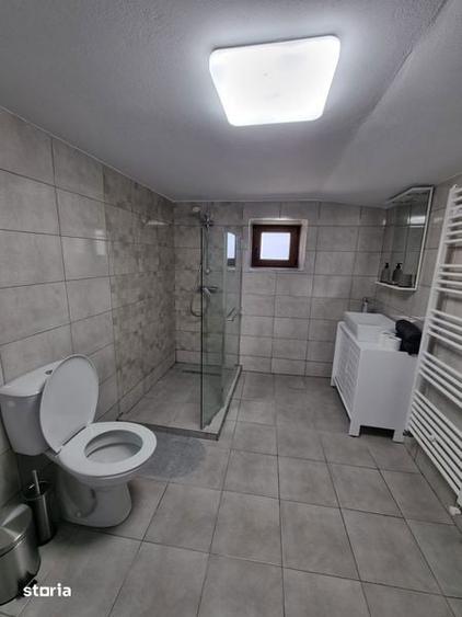 Inchiriez apartament 2 camere decomandat - 2