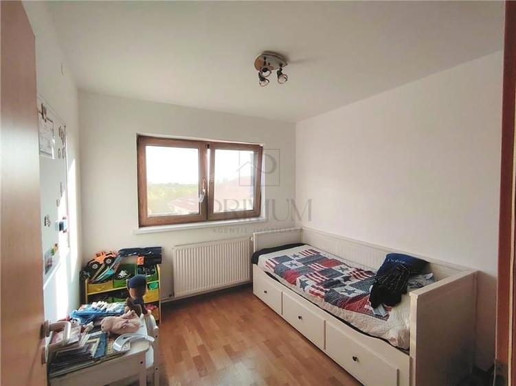 DAMBOVITA - 3 CAMERE - DEBARA - DRESSING -DECOMANDAT - CENTRALA PROPRIE - CLIMA - 4