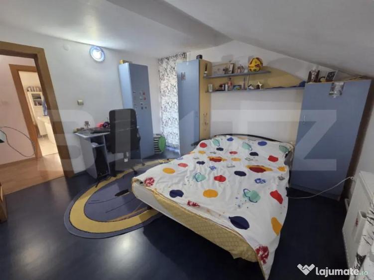 Vila 226 mp utili, curte 277 mp, zona Micro 3 - 8