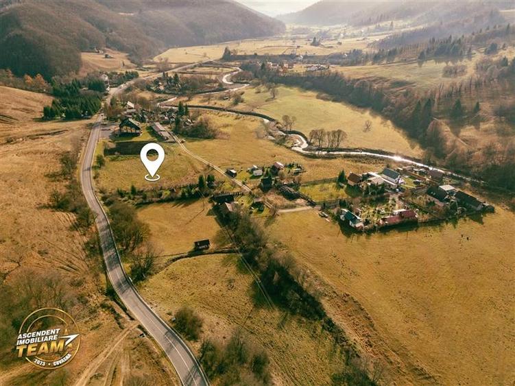 FILM! Teren cu potential, 3.100 mp, langa drumul principal, Catrusa, Covasna - 3