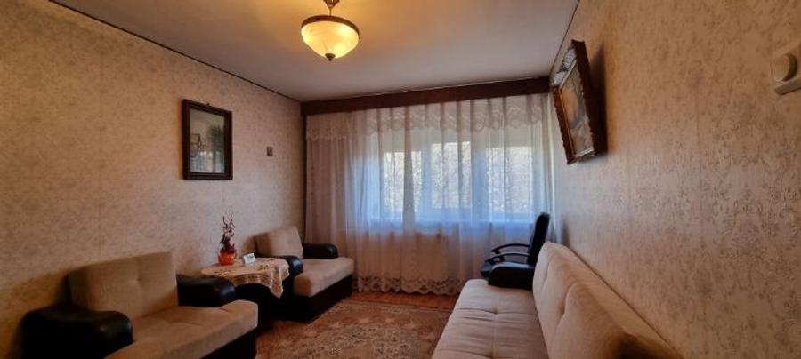 Teren cu casa batraneasca demolabila. - 1