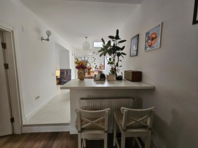 Apartament superb cu 3 camere si terasa generoasa, Victoriei - 9