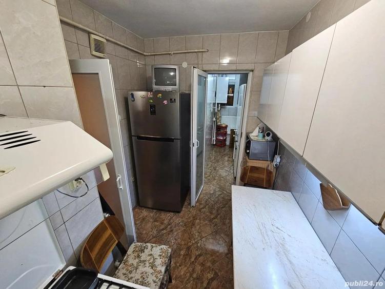 Apartament cu 3 camere decomandat central ZONA CATEDRALEI - 5
