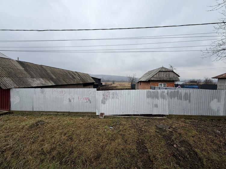 Teren de vanzare in comuna Petricani, jud. Neamt - 1