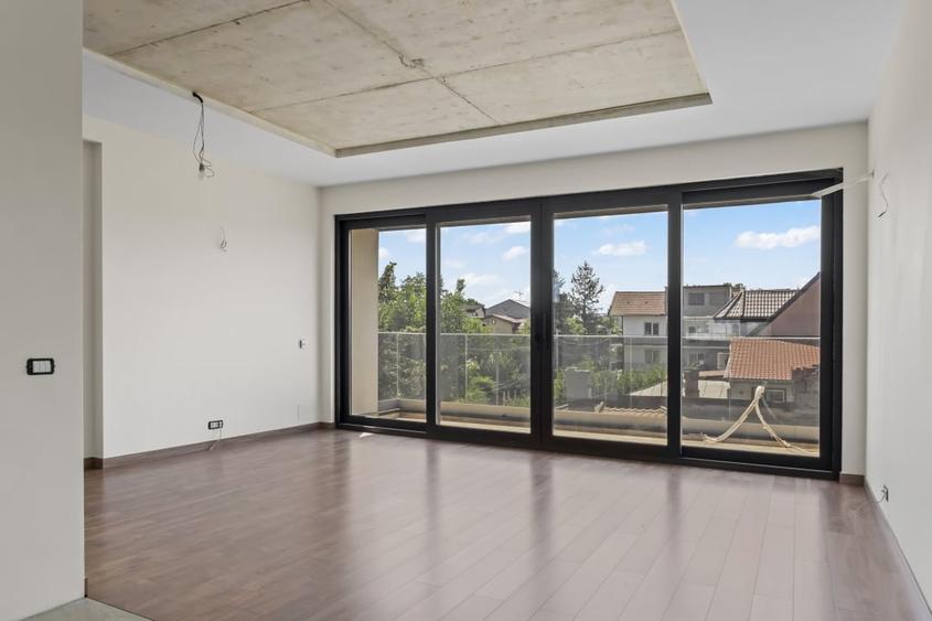 Cladire cu 5 apartamente de vanzare - 5