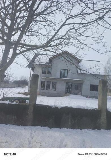 casa de vanzare la Titu - 3