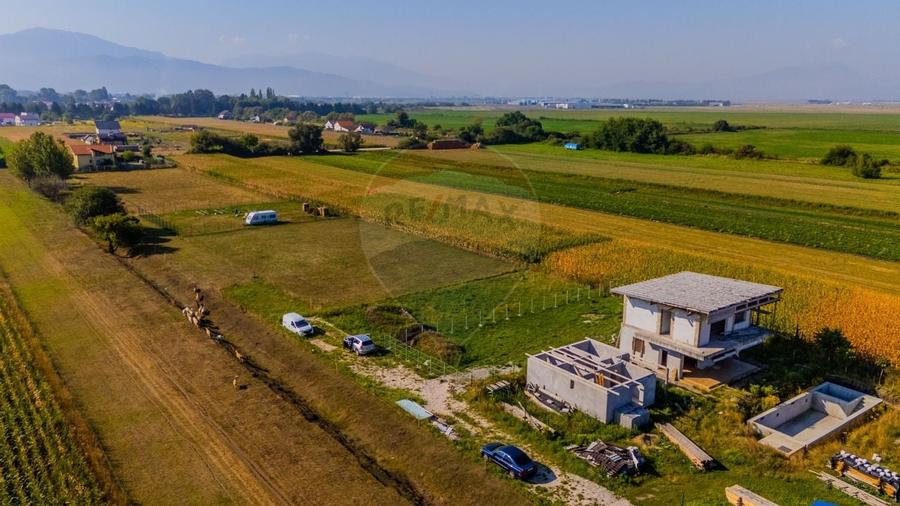 COMISION 0% Teren 500mp Brasov / Strada Tamplarilor/ Stupini - 11