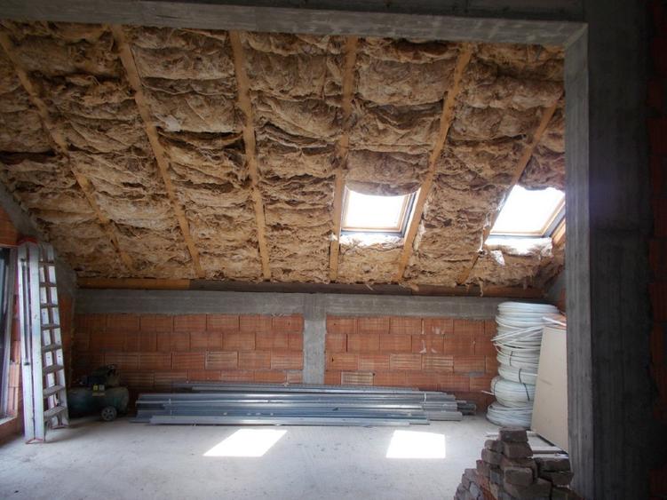 Duplex cu 4 camere cu Teren 242 Mp în Sânandrei