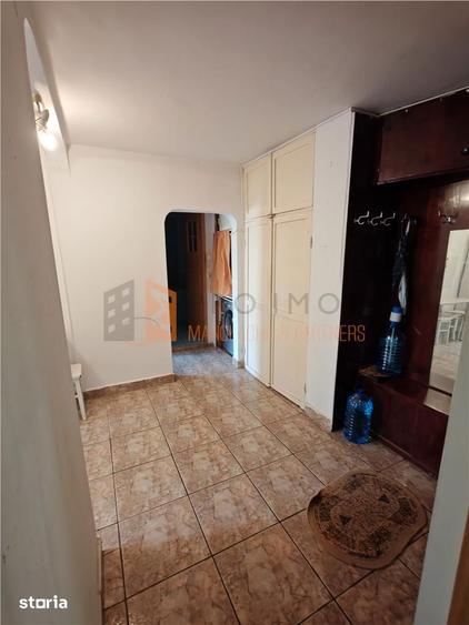 Apartament cu 2 camere decomandat, mobilat în Unirii Sud