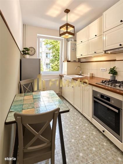 Apartament cu 2 camere decomandat în Roșu