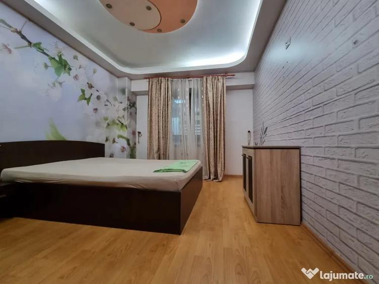 Apartament cu 3 camere decomandat în Ștefan cel Mare