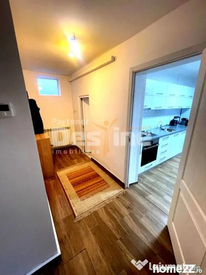 Casă cu 6 camere cu Teren 968 Mp în Păulești