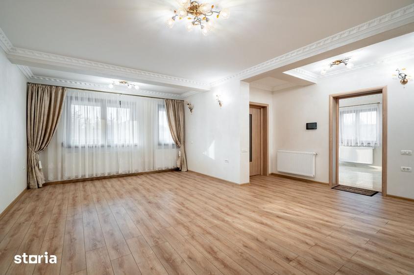 Casă cu 6 camere cu Teren 492 Mp în Adunații-Copăceni
