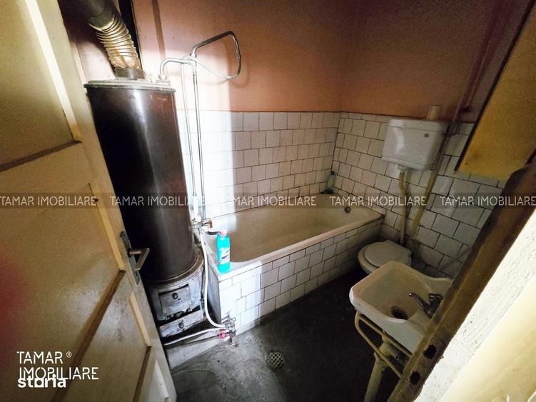 Casă cu 3 camere cu Teren 1619 Mp în Păuliș