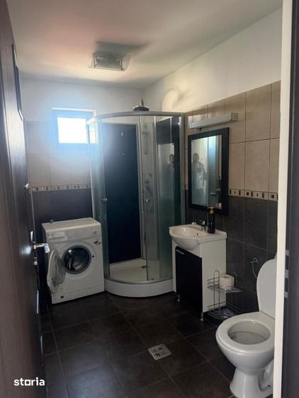 Apartament cu 2 camere decomandat în 1 Mai