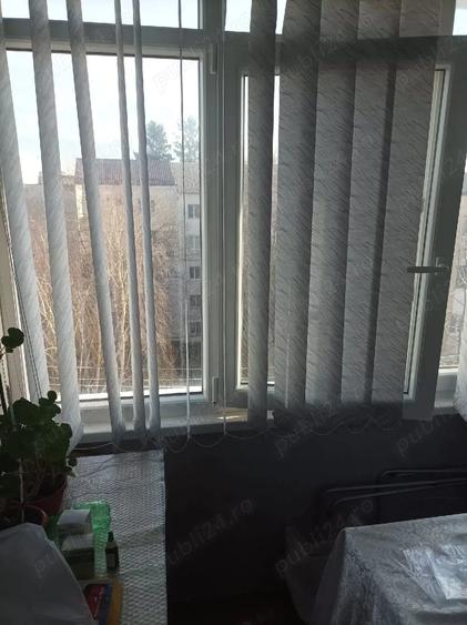 Apartament cu 2 camere decomandat în Exterior Vest