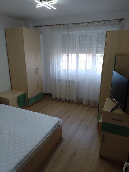 Apartament cu 2 camere decomandat în Românești