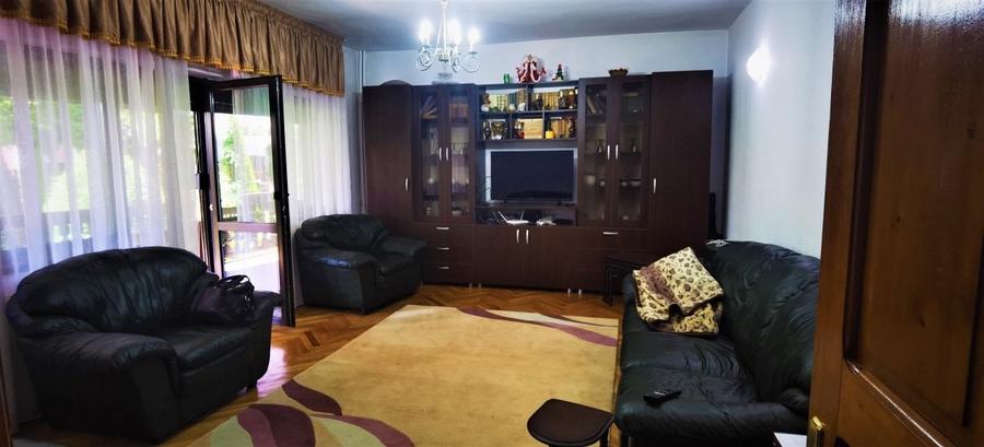 Casă individuală cu 5 camere cu Canalizare în Breaza