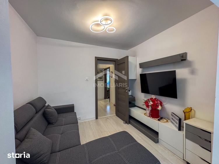 Apartament cu 3 camere decomandat, mobilat în Sud