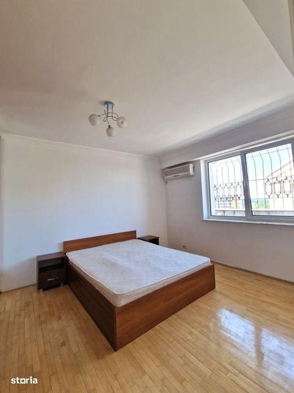 Apartament cu 4 camere în 13 Septembrie