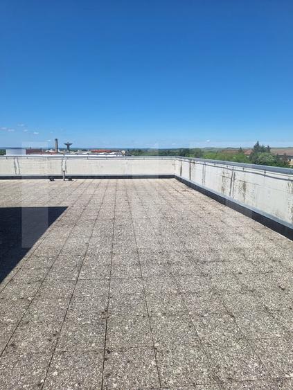Birou, de 2,165 mp, în Lugoj