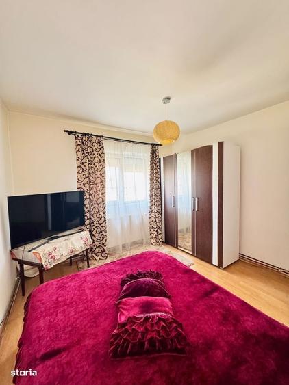 Apartament cu 3 camere decomandat în Central