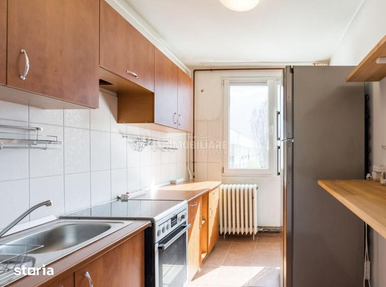 Apartament cu 4 camere în Titan
