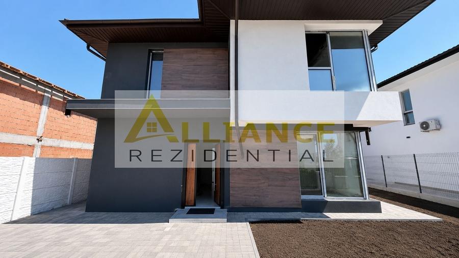 Casă individuală cu 5 camere cu Canalizare în Berceni