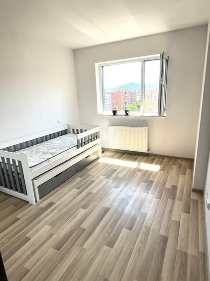 Apartament cu 2 camere decomandat în Răcădău