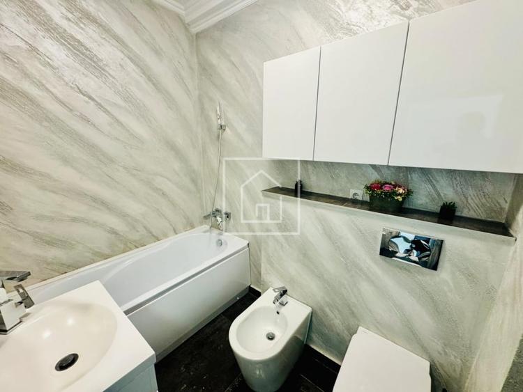 Apartament cu 4 camere decomandat, mobilat în Tineretului