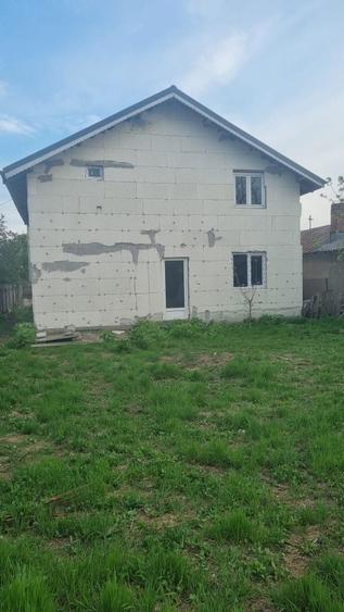 Casa vila de vanzare cu etaj la rosu - 7