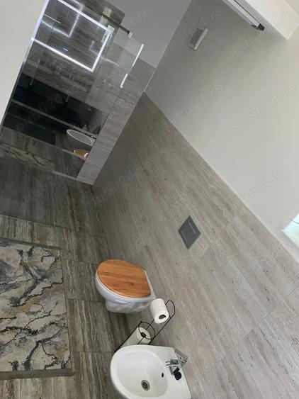 Casa de vanzare+spatiu comercial - 9