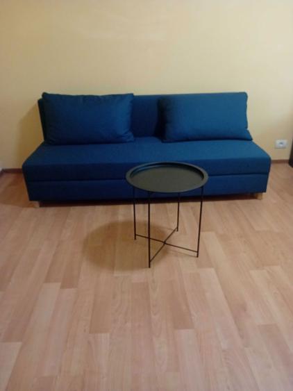 Piata Resita, particular - garsoniera spatioasa, mobilata, utilata - 2