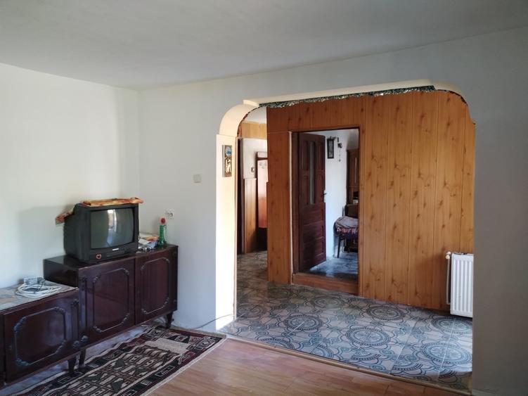 Vila cu teren - Bariera Valcii - 2