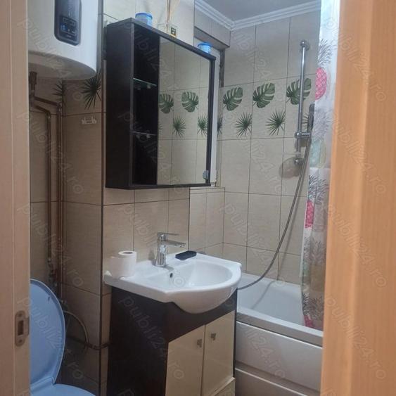 Inchiriez 2 camere, Eroii Revolu?iei, metrou - 1