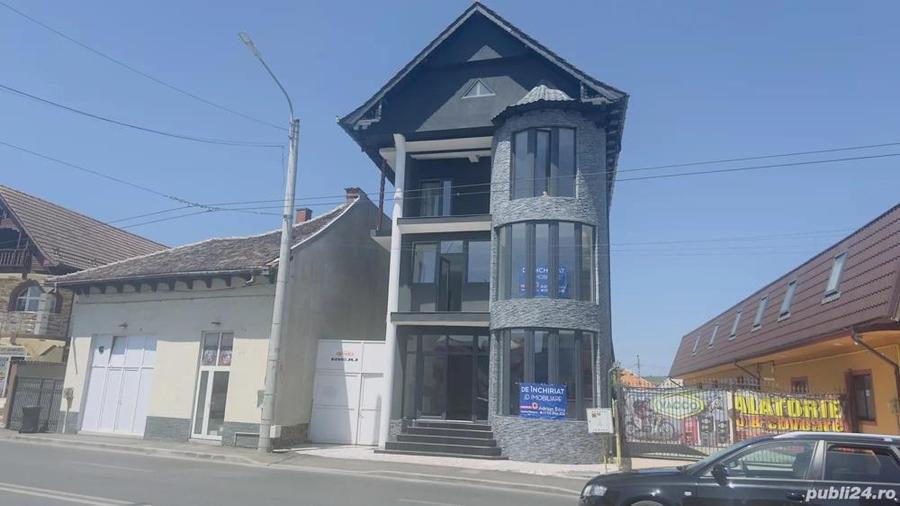 De inchiriat spatiu comercial 228mp,Bulevardul Ecaterina Teodoroiu - 5