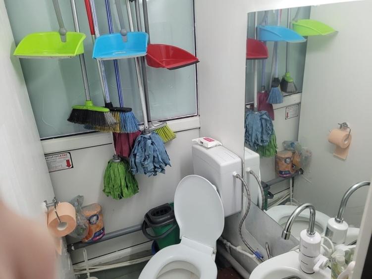 Spatiu comercial de inchiriat 18,7mp in Complexul Drumetului sector 6 - 7