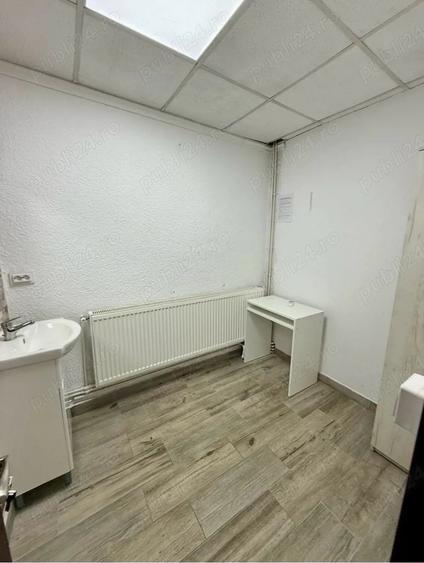 Spațiu comercial, de 45 mp, în Central