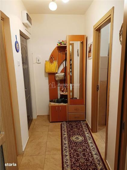 Apartament 2 camere in zona centrala Moldova Noua - 6