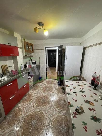 Apartament 3 camere decomandat zona Narcisa - 4