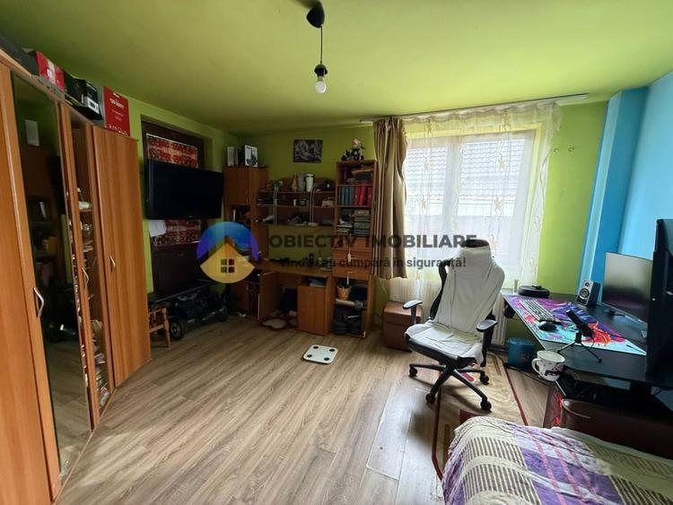 Casa de vanzare cu peisaj deosebit - Savinesti, jud. Neamt - 13