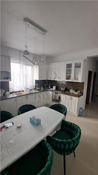 Duplex mobilat utilat - zona buna - teren 380 mp - 1