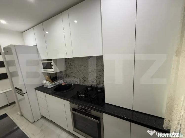 Apartament cu 2 camere semidecomandat în Micro 14