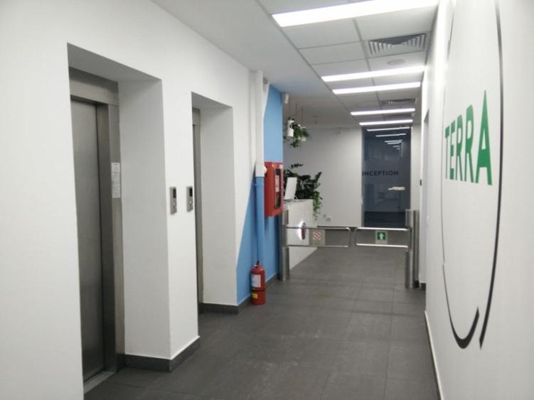 Cladire de birouri de vanzare Semilunei 4-6 - 19